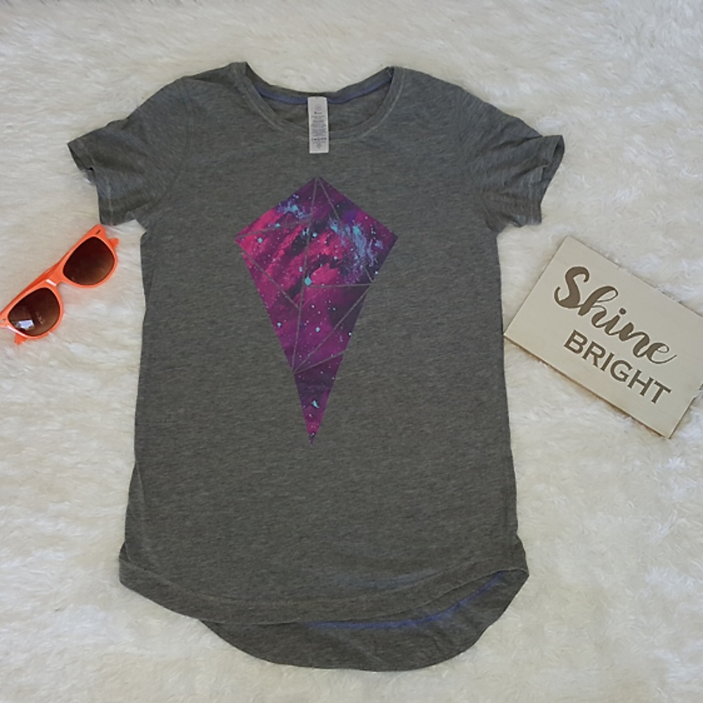 ivviva lululemon for kids T-shirt size 12
